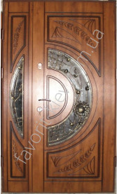 Вуличні полуторні двері «Ілюзіон» з трикамерним склопакетом і куванням, патиновані