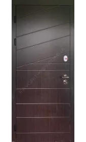 Вхідні двері «Армада венге» серії Люкс три контури ущільнення