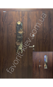 Полуторні двері зі склом та ковкою «Флора», 1,5 мм сталь, товщина полотна 75 мм.