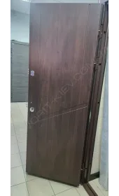 Входная дверь «Протект» с металлизированной эмалью и толщиной полотна 75 мм