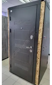 Двері «Страж» серії Стандарт+ колір венге темний, 2.2 мм сталь, 90 мм товщина полотна