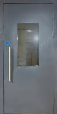 Вхідні двері «Тітаніум зі склом», двокамерний склопакет, 43 мм товщина полотна