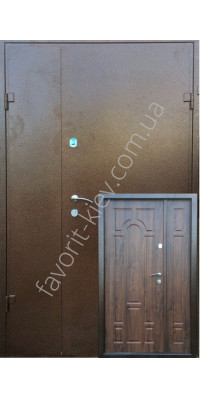 Полуторная уличная дверь металл-МДФ панель, модель «Вида»